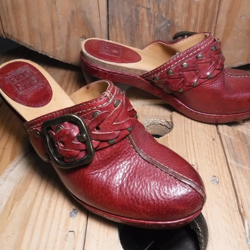 FRYE Red Leather Clogs EUC Size 6
